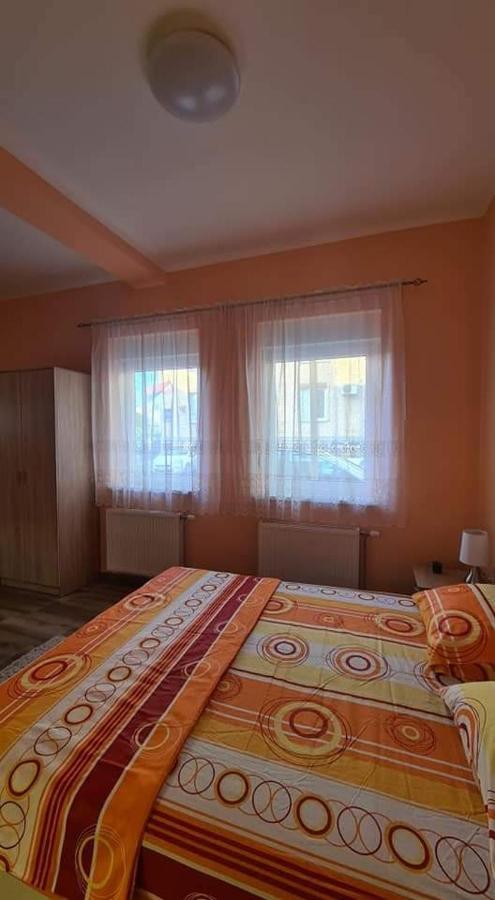 סומבור Ales Apartman מראה חיצוני תמונה