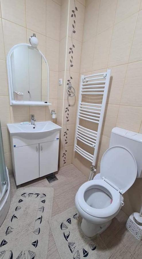 סומבור Ales Apartman מראה חיצוני תמונה
